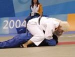 Carmen Herrera en combate en los Juegos Paralímpicos de Atenas 2004